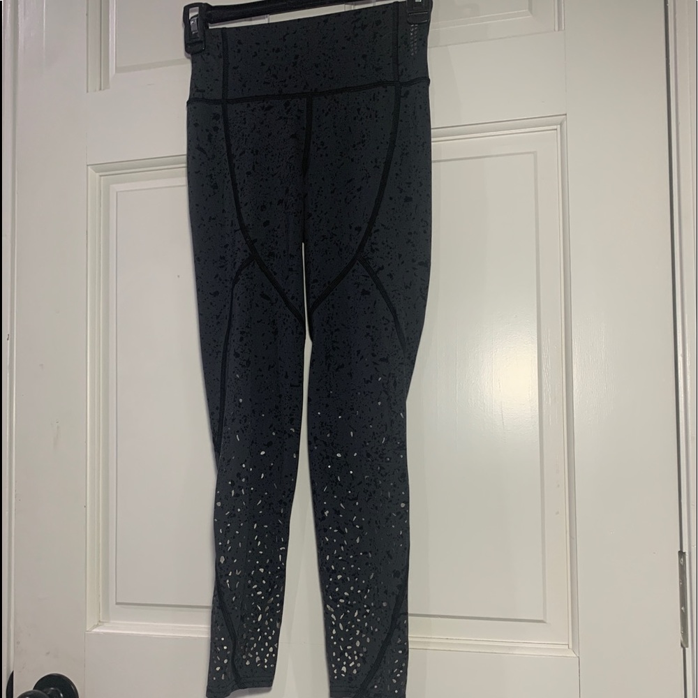 Lululemon reflective leggings